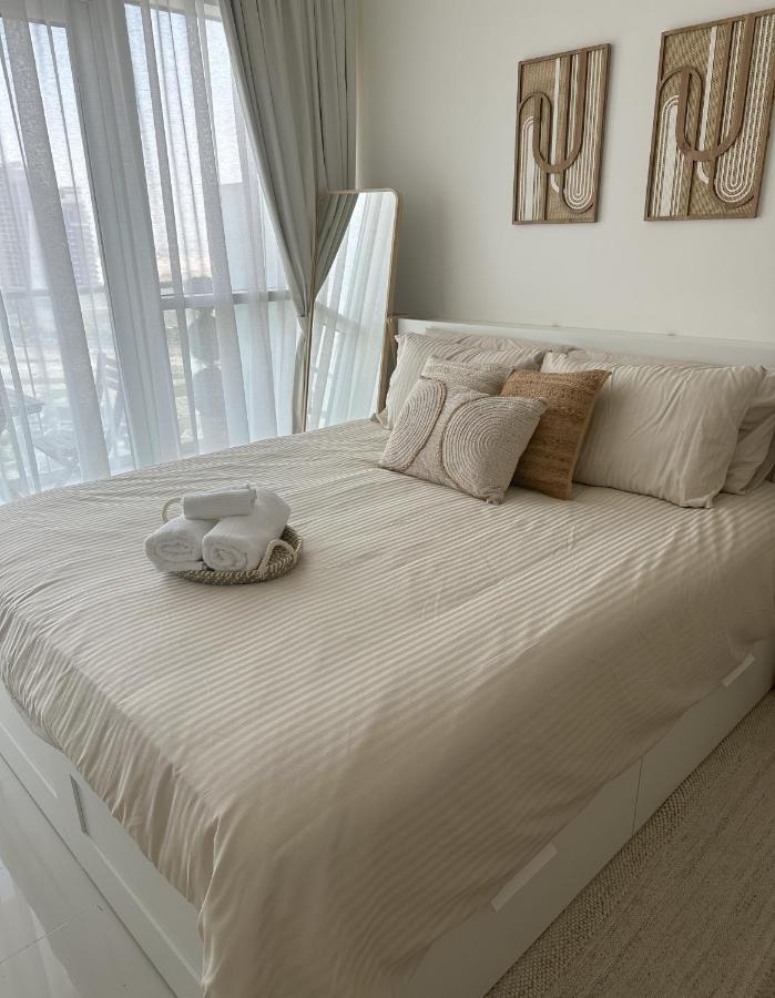 Tranquil Studio In Damac Hills 두바이 외부 사진